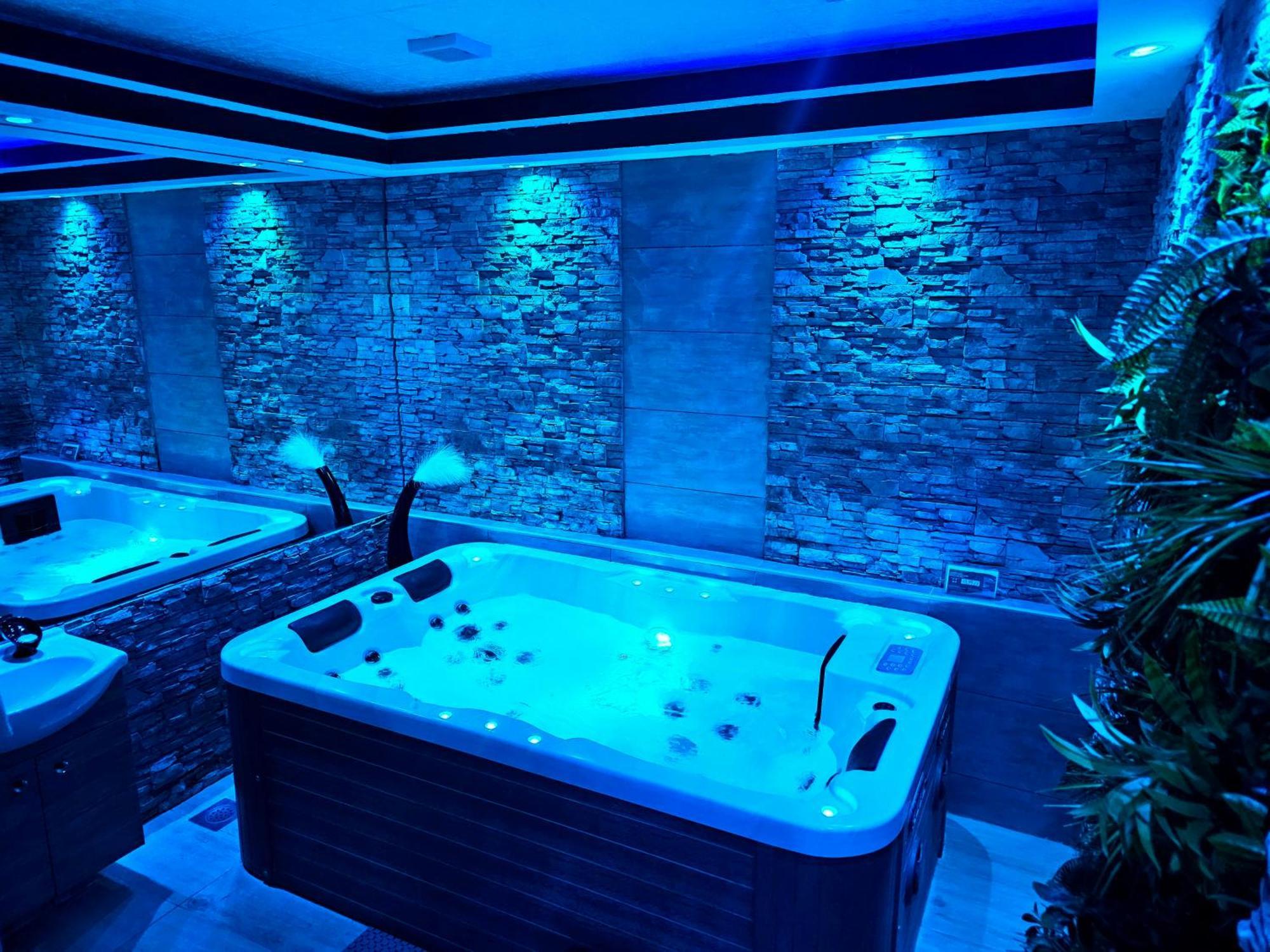Glamour Wellness *